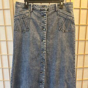 Wash Lab Royal Denim button-front denim maxi skirt! Cute pocket design, size 32